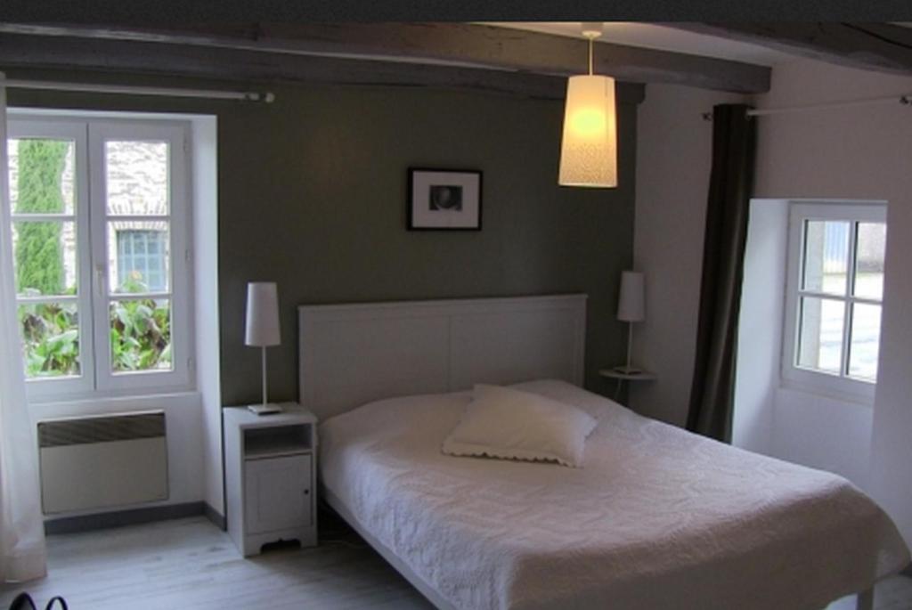 Relais De La Riniere Bed and Breakfast Le Landreau Δωμάτιο φωτογραφία