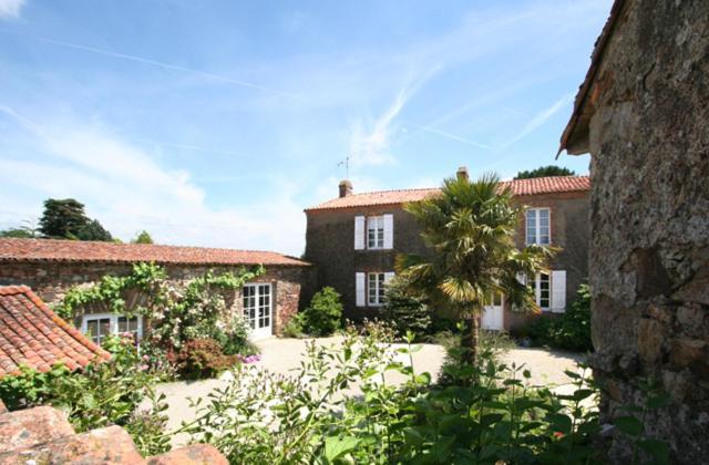 Relais De La Riniere Bed and Breakfast Le Landreau Εξωτερικό φωτογραφία