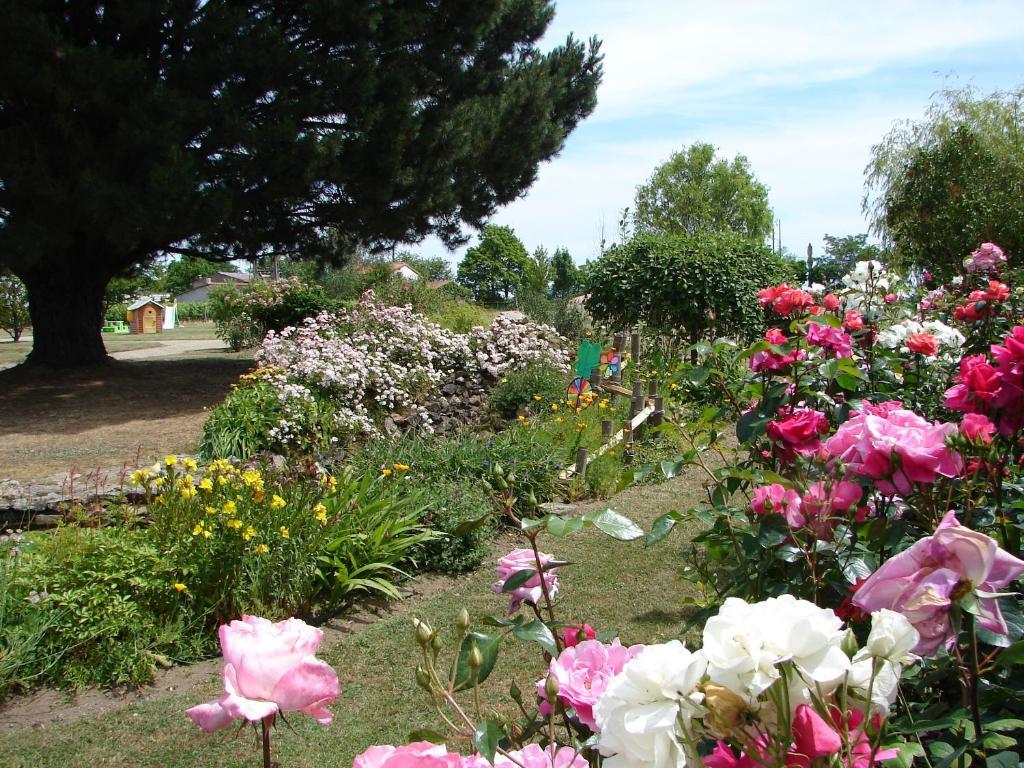 Relais De La Riniere Bed and Breakfast Le Landreau Εξωτερικό φωτογραφία